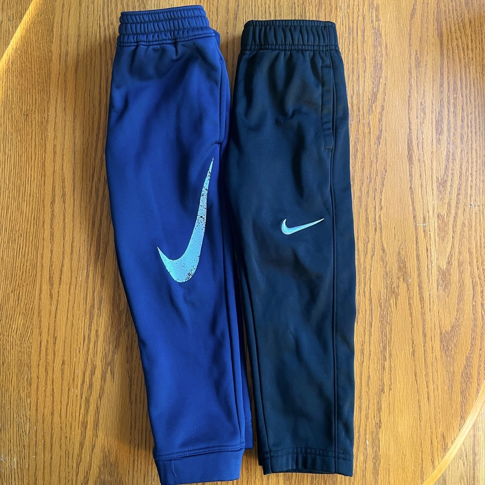 Set of 2 Nike Dri-Fit Sweatpants